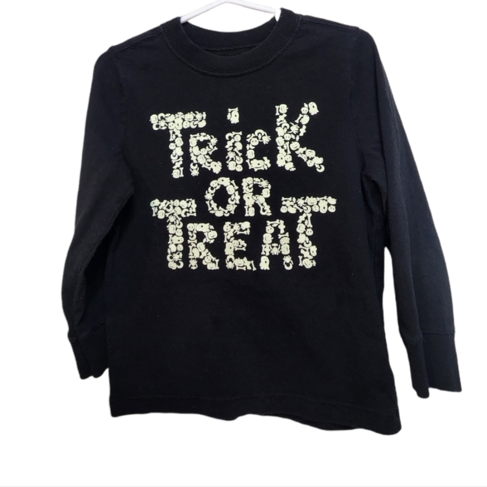 Old Navy Long Sleeve Unisex Trick or Treat Black Long Sleeve size 4T